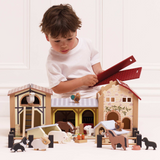 Le Toy Van - Wooden Farmyard Stables