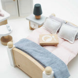 Le Toy Van - Dolls House Furniture: Bedroom - 19pcs